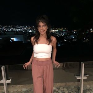 Meet your Posher, Vanessa